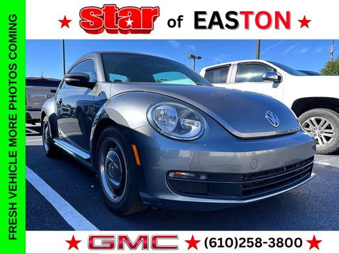 Used 2013 Volkswagen Beetle 2.5 FWD image 1