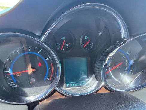 Used 2016 Chevrolet Cruze LTZ w/ Sun, Sound and Sport Package image 15