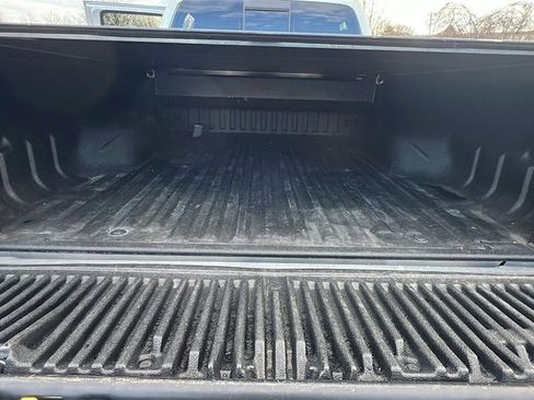 Used 2016 Ford F250 Platinum w/ FX4 Off-Road Package image 10