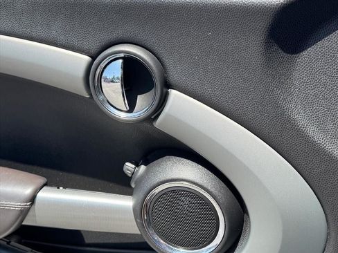 Used 2014 MINI Cooper Convertible FWD image 19