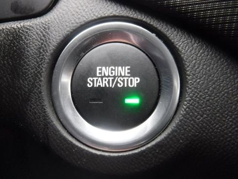 Used 2023 Chevrolet Equinox RS image 16