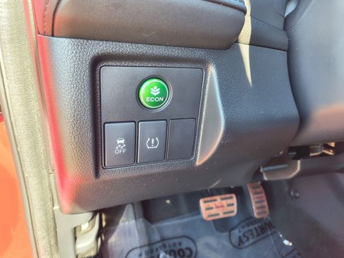 Used 2016 Honda HR-V EX image 31