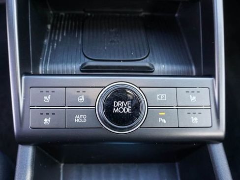 Used 2024 Hyundai Kona Limited image 21