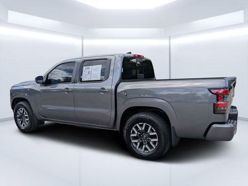Used 2024 Nissan Frontier SL RWD image 5