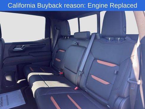 Used 2025 GMC Sierra 1500 AT4 w/ Technology Package AWD/4WD image 13