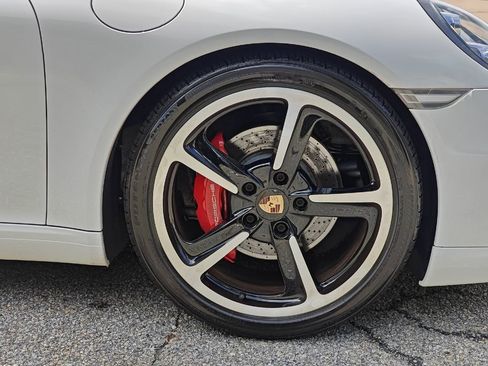 Used 2015 Porsche 911 Carrera S RWD image 10