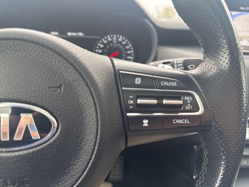 Used 2020 Kia Stinger GT1 AWD/4WD image 17