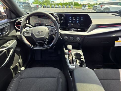 New 2026 Chevrolet Trax RS w/ Sunroof Package FWD image 13