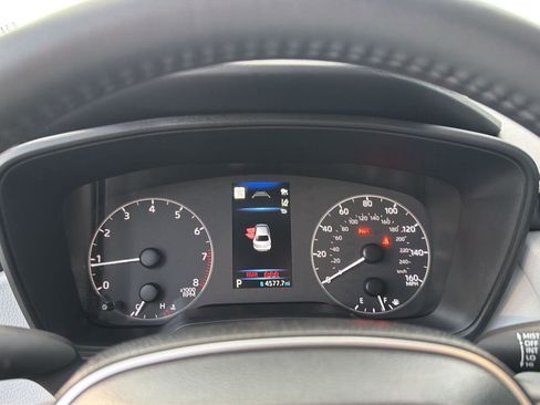 Used 2025 Toyota Corolla SE FWD image 22