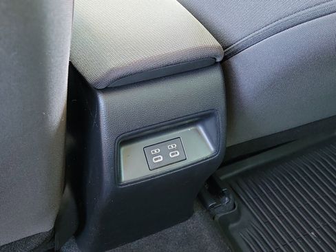 Used 2023 Toyota Corolla LE FWD image 14