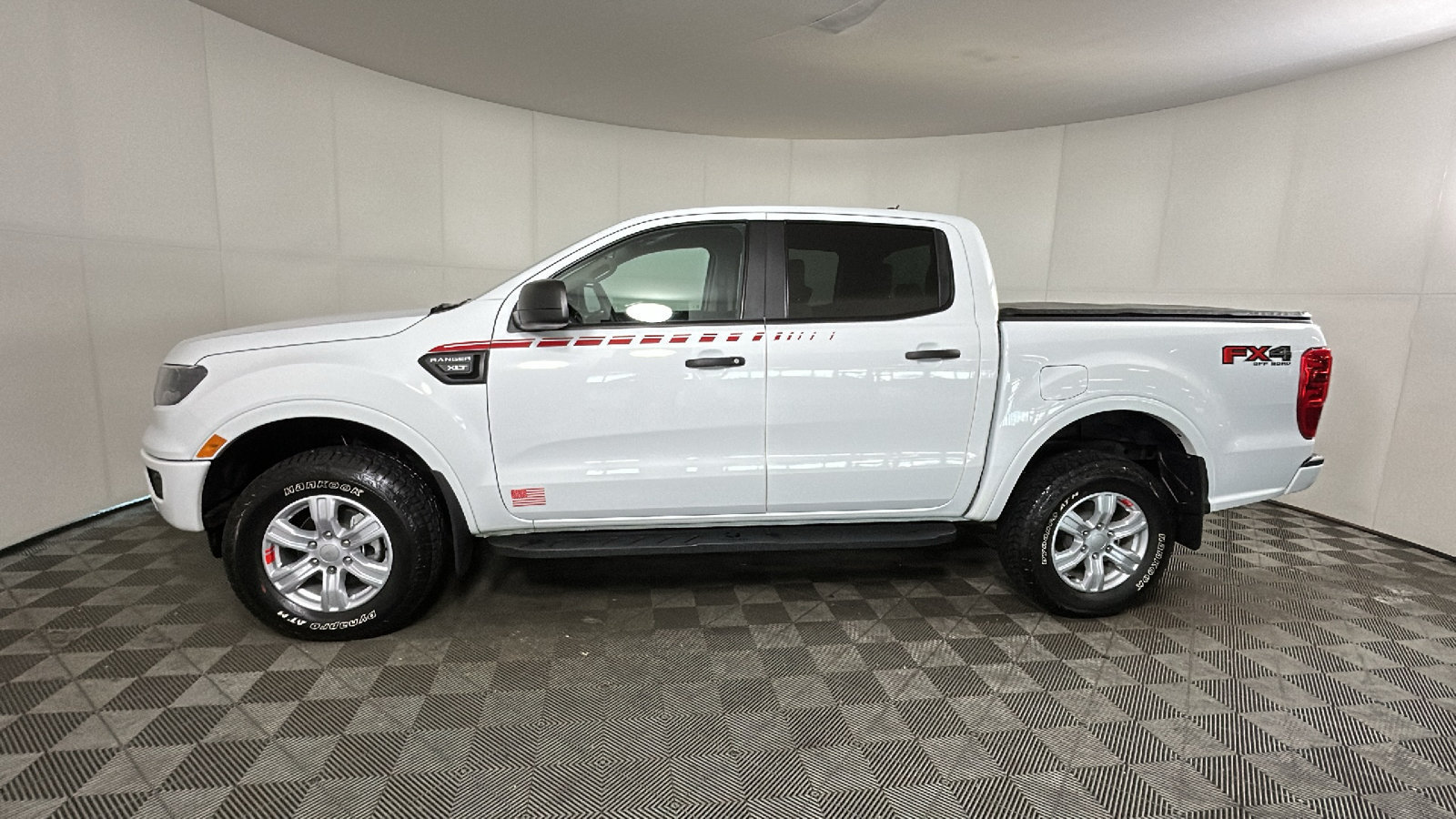 Used 2022 Ford Ranger XLT w/ FX4 Off-Road Package AWD/4WD image 6