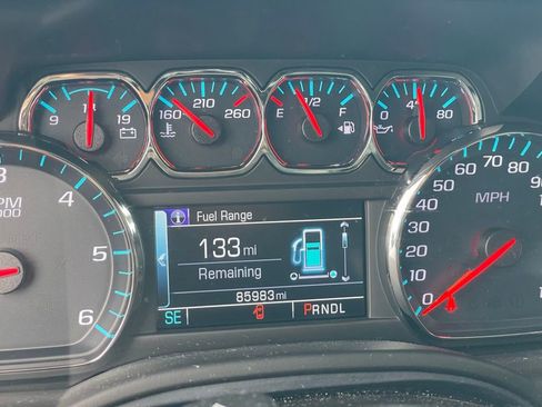 Used 2020 GMC Yukon SLE w/ SLE Value Package AWD/4WD image 19