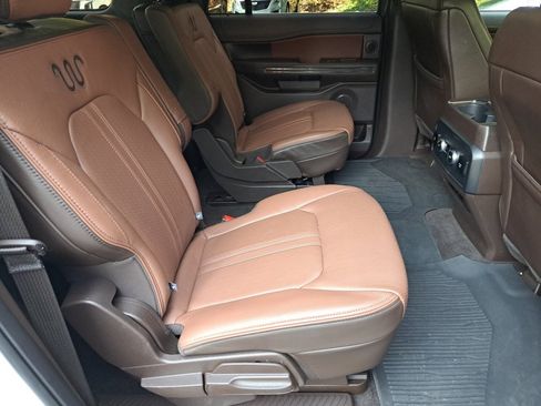 Used 2024 Ford Expedition Max King Ranch AWD/4WD image 17