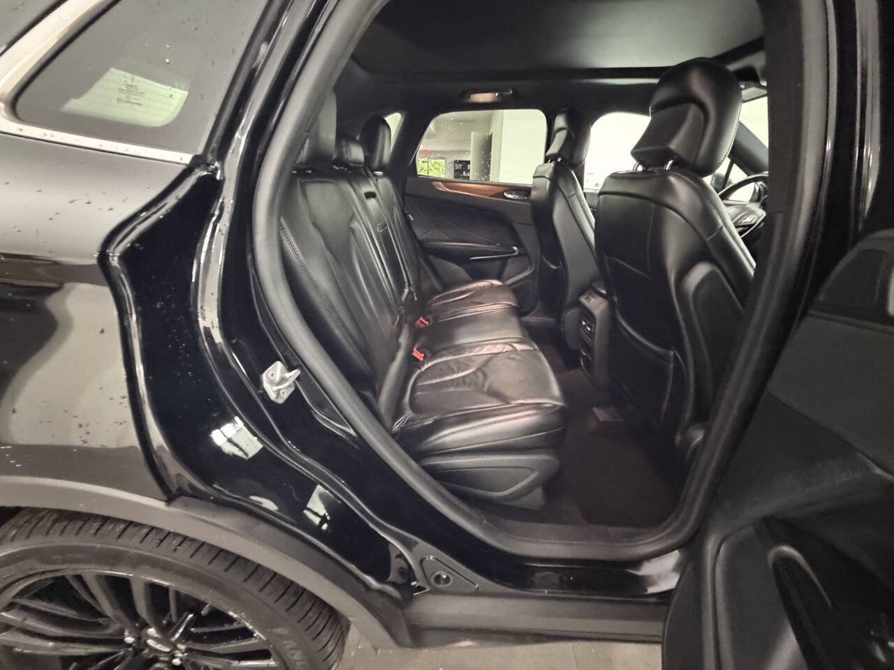 Used 2017 Lincoln MKC Reserve AWD/4WD image 18