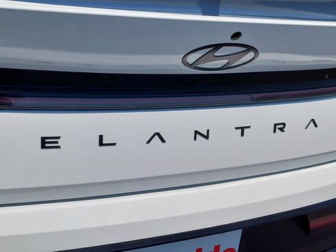 Used 2025 Hyundai Elantra N FWD image 40