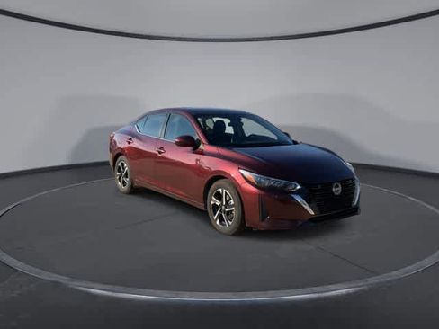Used 2024 Nissan Sentra SV image 2
