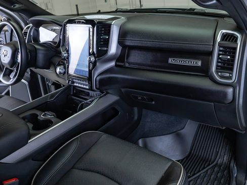 Used 2022 RAM 2500 Laramie AWD/4WD image 15