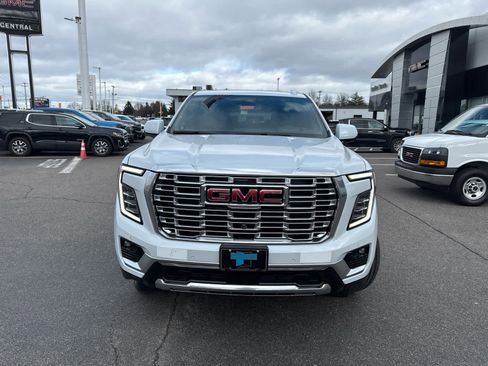New 2026 GMC Yukon XL Denali w/ Sun & Power Step Package image 2