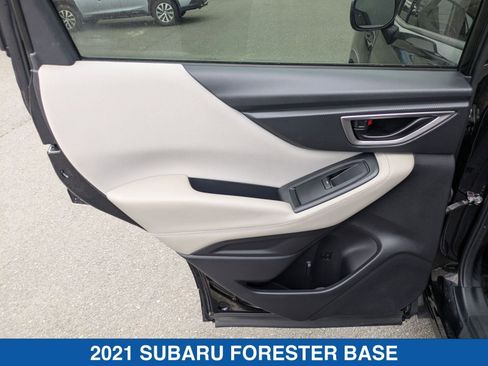 Used 2021 Subaru Forester AWD/4WD image 28