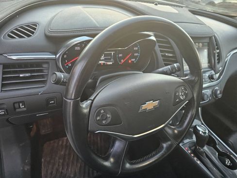 Used 2018 Chevrolet Impala LT FWD image 10
