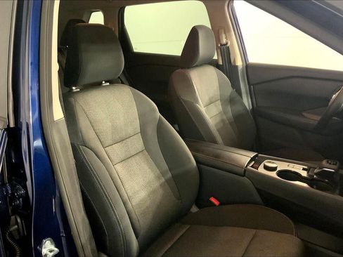 Used 2025 Nissan Rogue SV image 7