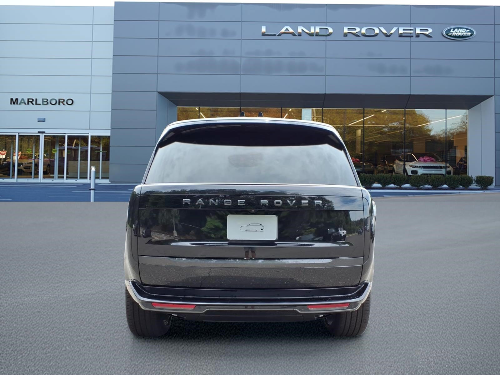 New 2027 Land Rover Range Rover Long Wheelbase SE AWD/4WD image 7