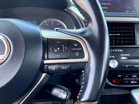 Used 2020 Lexus RX 350L FWD w/ Premium Package image 24