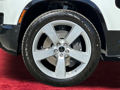 New 2026 Land Rover Defender 110 X-Dynamic SE AWD/4WD image 10