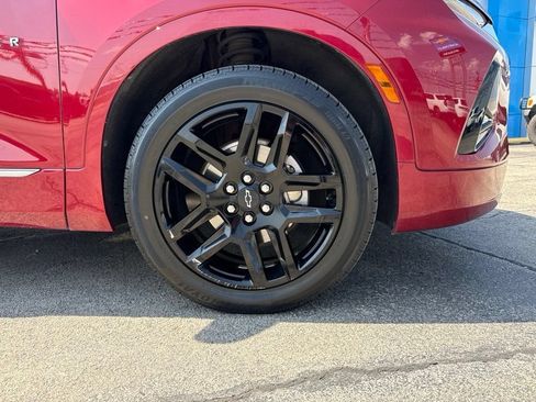 Used 2020 Chevrolet Blazer Premier FWD image 3
