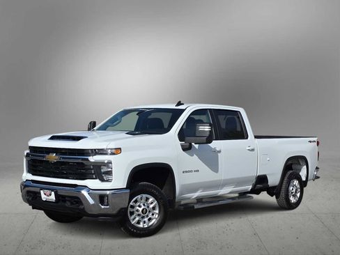Used 2025 Chevrolet Silverado 2500 LT w/ Convenience Package image 1