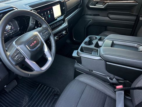Used 2024 GMC Sierra 1500 Elevation w/ X31 Off-Road Package image 10
