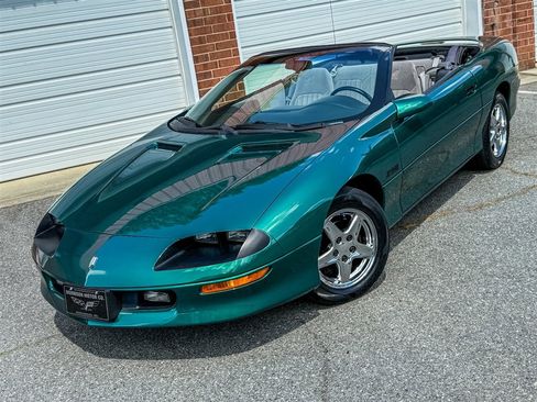 Used 1997 Chevrolet Camaro Z28 w/ Preferred Equipment Group 2 image 7