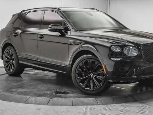 Certified 2022 Bentley Bentayga image 1