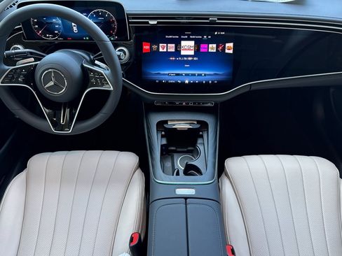 New 2026 Mercedes-Benz E 450 4MATIC Sedan image 15