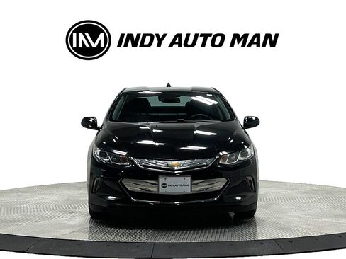 Used 2017 Chevrolet Volt Premier w/ Driver Confidence II Package FWD image 10