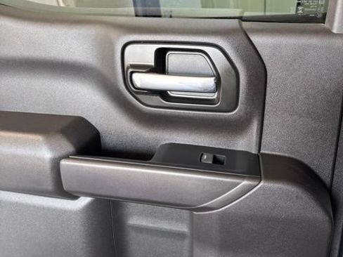 Used 2024 Chevrolet Silverado 1500 Custom Trail Boss w/ LPO, Dark Essentials Package AWD/4WD image 26
