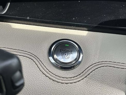 Used 2018 Lincoln Navigator L Reserve w/ Technology Package AWD/4WD image 38