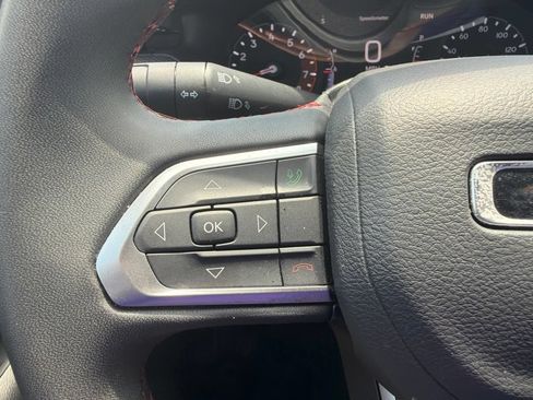 Used 2025 Jeep Compass Trailhawk AWD/4WD image 27