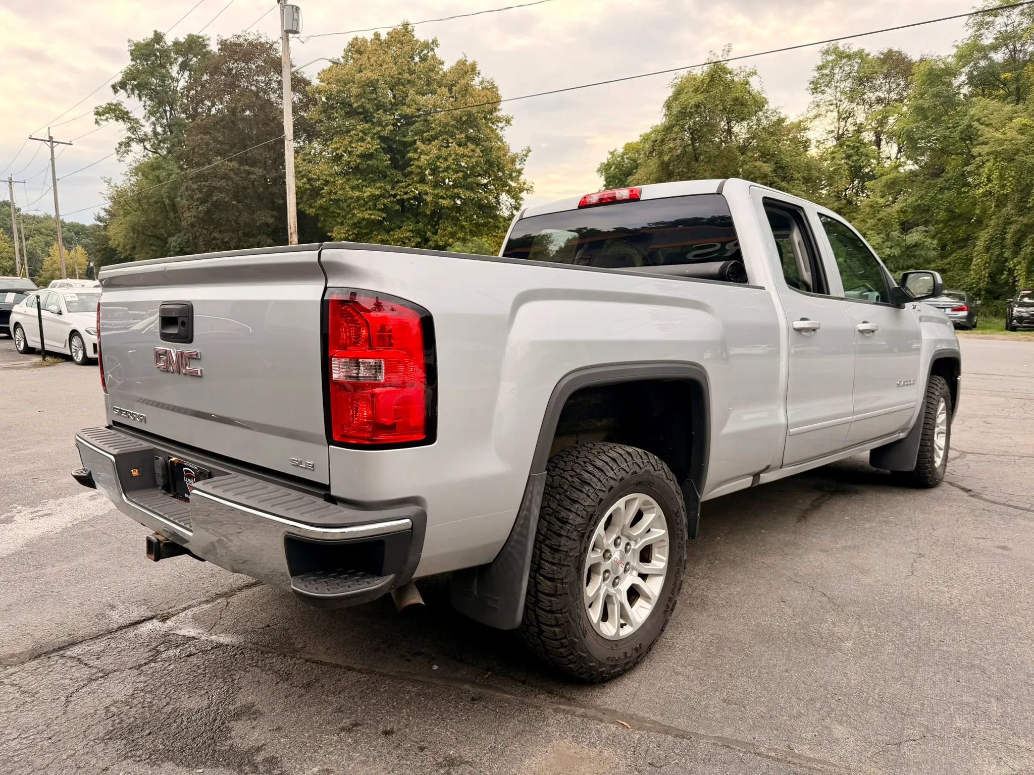 Used 2016 GMC Sierra 1500 SLE w/ SLE Value Package AWD/4WD image 7