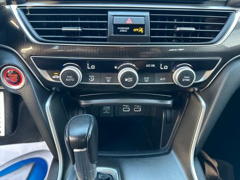 Used 2022 Honda Accord Sport image 28