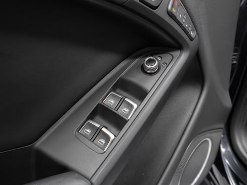 Used 2013 Audi RS 5 Cabriolet image 50