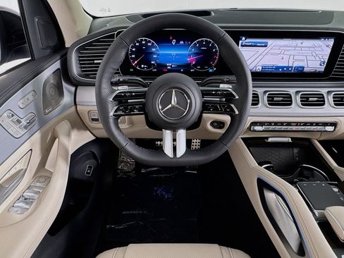New 2026 Mercedes-Benz GLS 580 4MATIC image 4