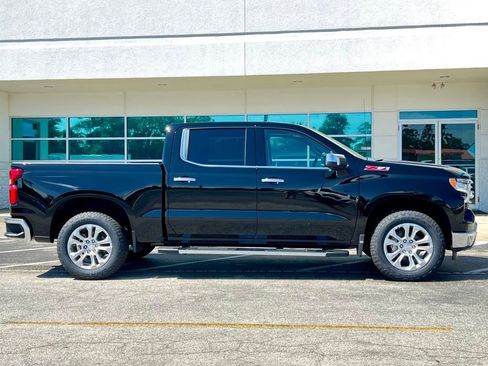 New 2026 Chevrolet Silverado 1500 LTZ w/ LTZ Premium Package image 3