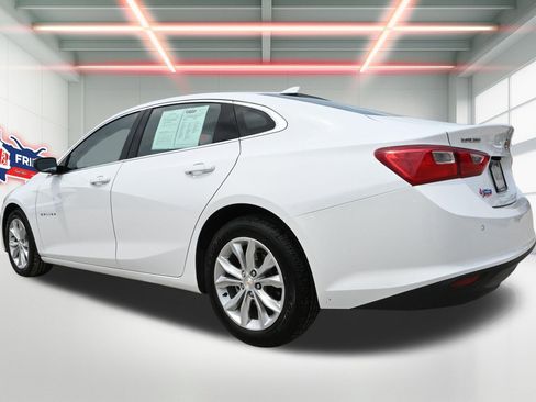 Used 2024 Chevrolet Malibu LT FWD image 2