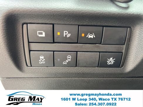 Used 2020 Nissan Kicks S FWD image 23