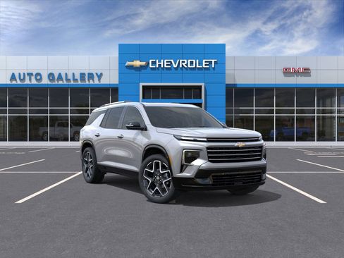 New 2026 Chevrolet Traverse High Country image 1