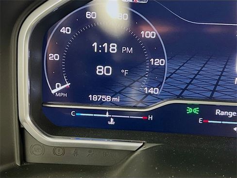 Used 2024 GMC Sierra 1500 AT4 w/ Technology Package image 15