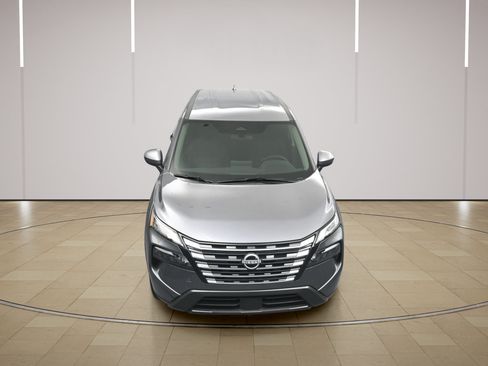 Certified 2025 Nissan Rogue SV AWD/4WD image 31