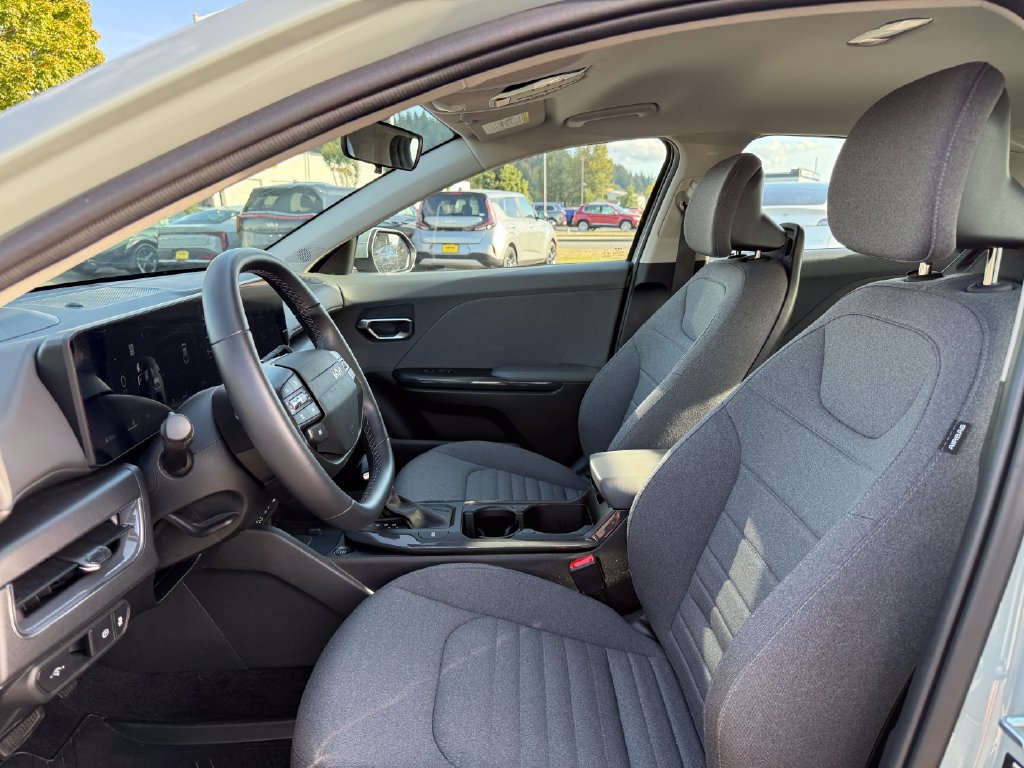 Certified 2025 Kia K4 EX FWD image 16