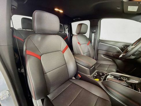 New 2026 Chevrolet Colorado Z71 w/ Midnight Edition AWD/4WD image 24